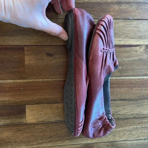 Chocolate Blu flats - Picture 10 of 10